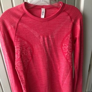 Lululemon restless pullover top size 6